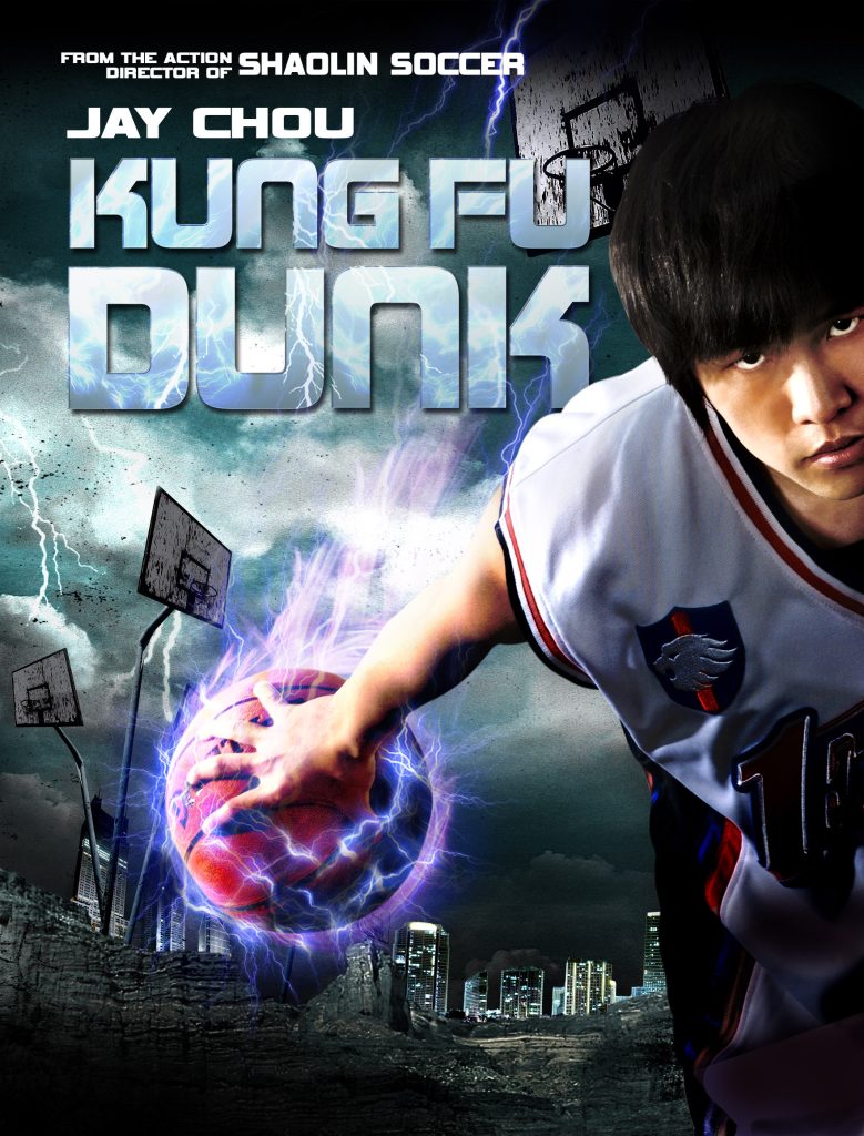 Poster film Kung Fu Dunk menampilkan Jay Chou memegang bola basket dengan efek petir di lapangan kota pada malam hari.
