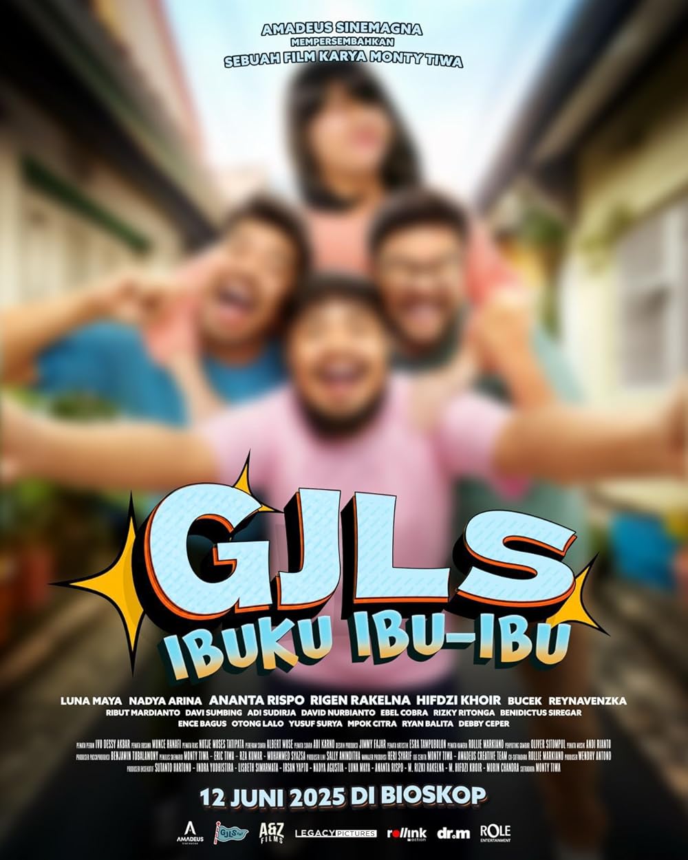 Poster film GJLS Ibuku Ibu-Ibu menampilkan para pemain seperti Luna Maya dan Rigen Rakelna dengan latar suasana komedi